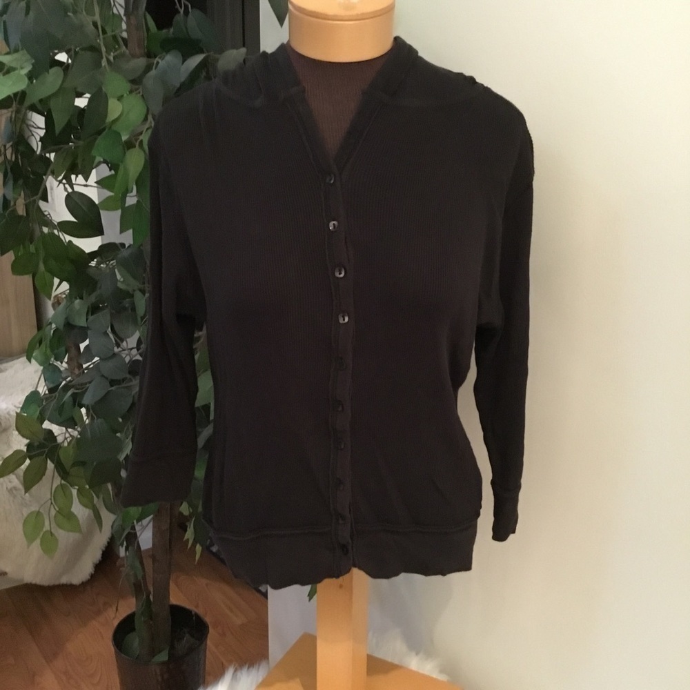 Stamp 10 Woman’s Large button down black hooded ribbed long sleeve tee